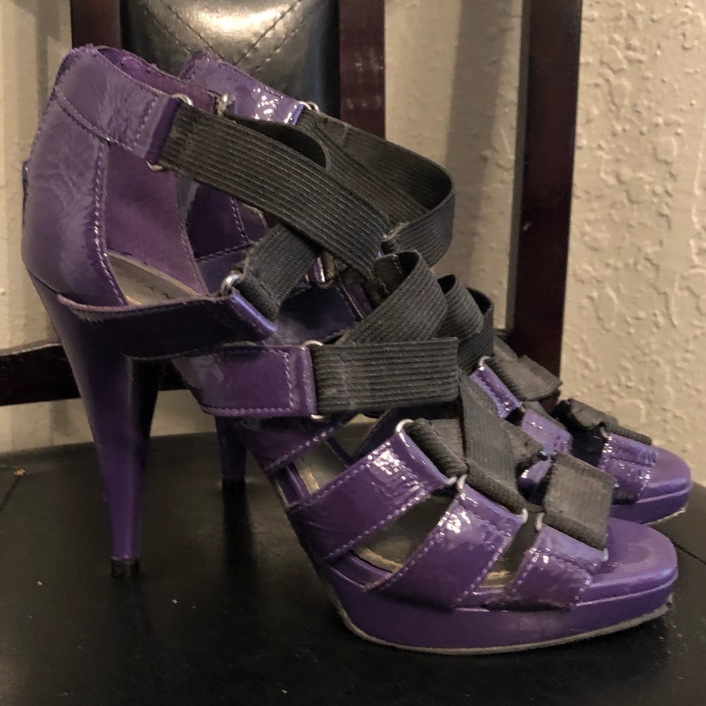 Gianni Bini Purple w/Black Strap Heels
